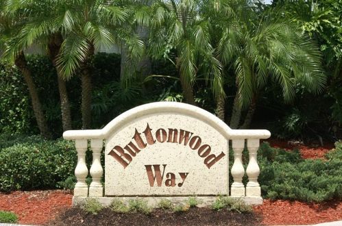 3685 Buttonwood Way, Naples FL  34112-8414 exterior