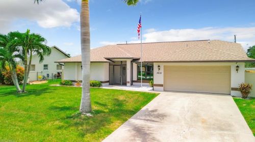 3616 7th Ave, Cape Coral, FL 33914-5323