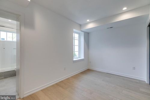 526 24th St, Philadelphia PA  19146-1054 exterior