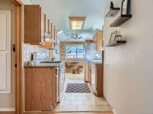 3076 Pearl St, Englewood CO 80113-2709 exterior