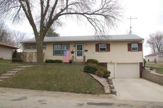 719 7 Ave, Oelwein IA  50662-1329 exterior