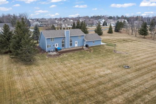 4801 Buena Park Rd, Waterford, WI 53185-3336