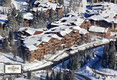7447 Royal St, Park City, UT 84060-5110