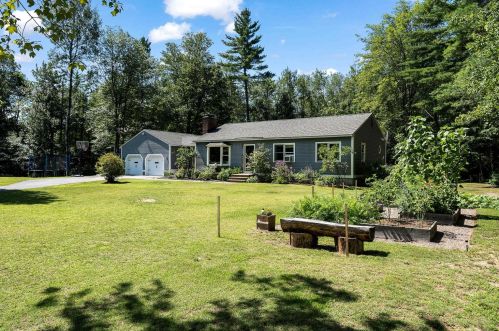245 Bound Tree Rd, Hopkinton NH  03229-3124 exterior