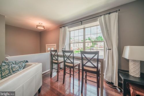 15254 Wentwood Ln, Woodbridge, VA 22191-4926