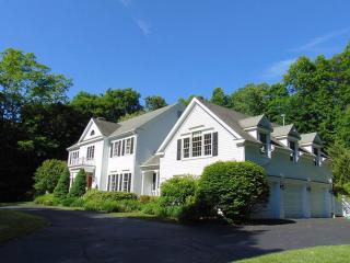 134 Cedar Rd, Wilton CT  06897-3631 exterior