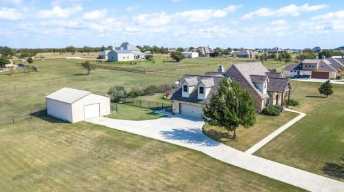 3400 Sheriff Ln, Ponder, TX 76259-6136