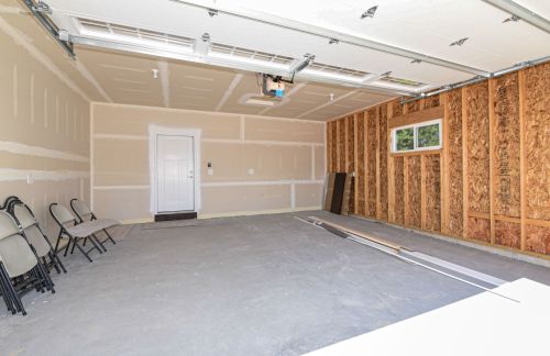 637 Annecy Park Cir, Waterford WI  53185-4262 exterior