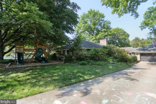 540 Devon Rd, Camp Hill, PA 17011-2122