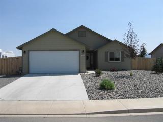 2216 Kadden Way, Dayton, NV 89403-3025