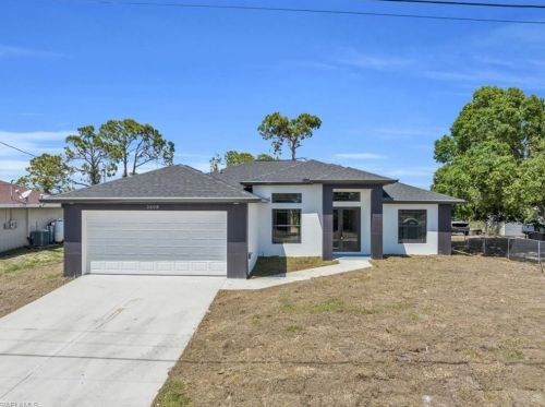 2608 39th St, Lehigh Acres, FL 33976-4520