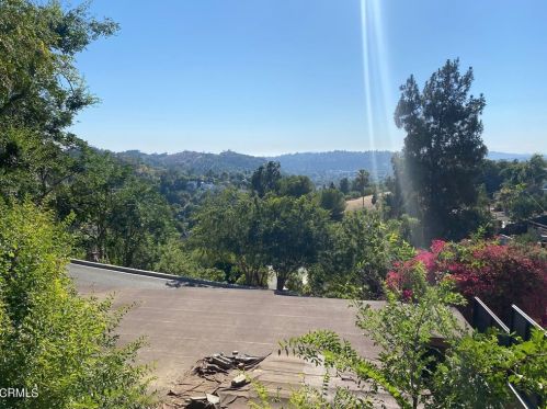 1754 Hanscom Dr, South Pasadena, CA 91030-4006