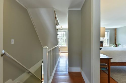 1463 Frenchtown Rd, Warwick RI  02818-1310 exterior