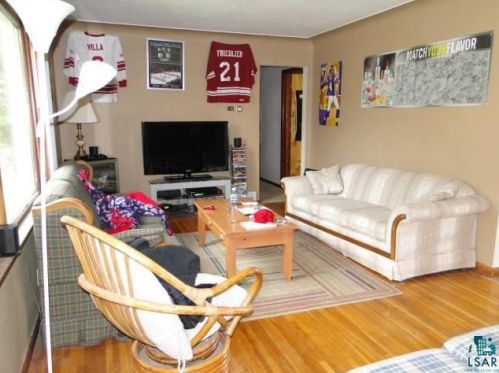 1211 Missouri Ave, Duluth, MN 55811-2412