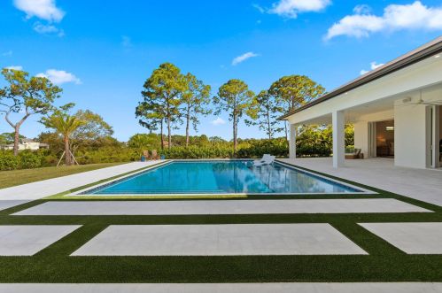 10255 Yuma Ter, Palm City FL  34990-5479 exterior