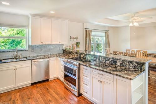 1450 Sand Castle Rd, Sanibel FL  33957-3623 exterior