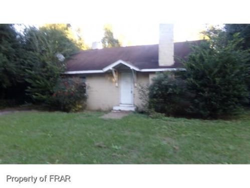 192 Washington St, Parkton, NC 28371