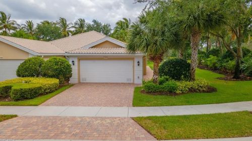 15534 Fan Tail Cir, Bonita Springs, FL 34135-8431
