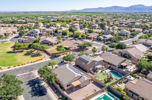 16424 Rimrock St, Sun City AZ  85388-1198 exterior