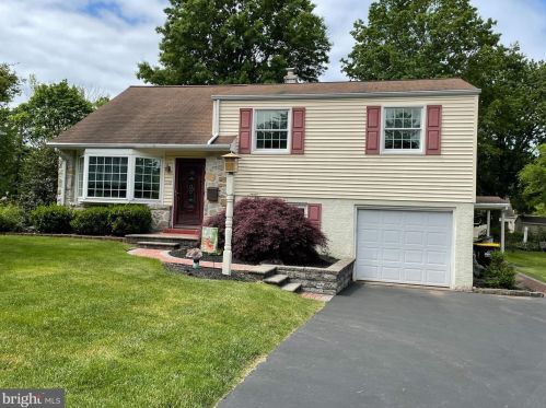 1112 Winding Rd, Lansdale, PA 19446-4211