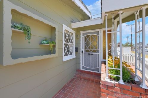 330 La Palma Ave, Anaheim, CA 92801-2441