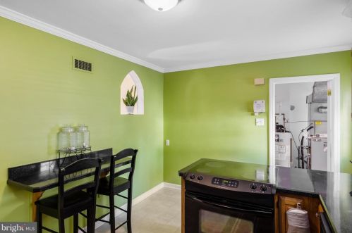 315 Maple Ave, Camden NJ  08109-2698 exterior