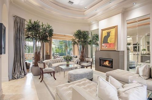 538 Riviera Dr, Naples, FL 34103-4129