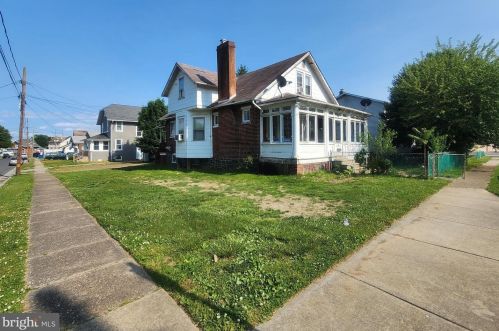 6 Lake St, Wilmington, DE 19804-1565