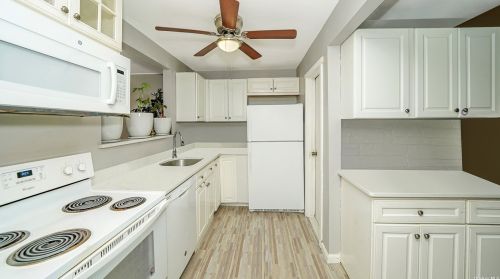 11 Blossom Ave, Holtsville NY  11742-1704 exterior