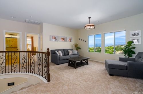 2523 Skytop Ct, Orange CA  92867-6492 exterior