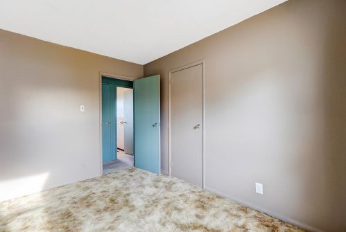 106 Westfield Dr, New Haven OH  45030-1431 exterior