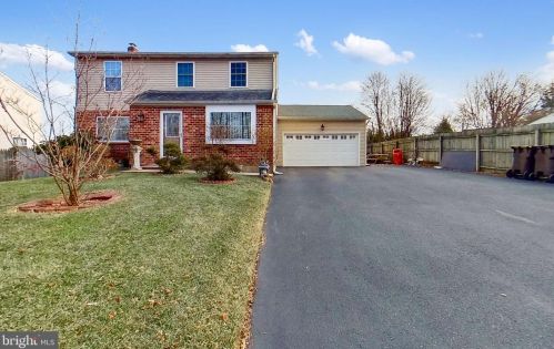 267 Abrams Rd, Norristown, PA 19406-1747