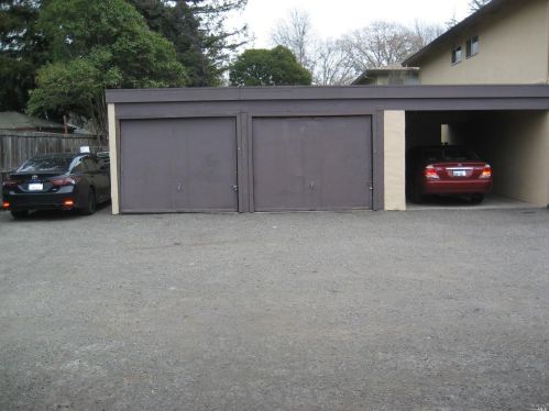 5055 Roma St, Santa Rosa, CA 95409-3574