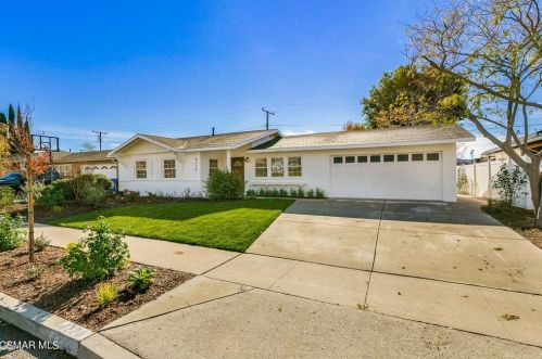 4220 Eileen St, Simi Valley, CA 93063-2919
