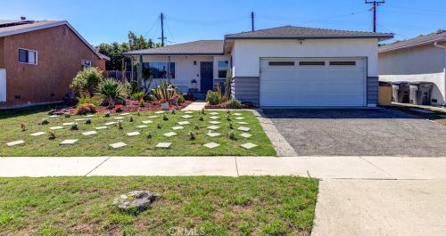 22125 Newkirk Ave, Long Beach, CA 90745-3335