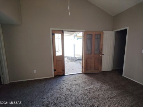 4830 Ferret Dr, Tucson AZ 85742-9543 exterior