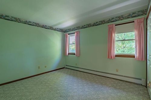 1943 Klines Mill Rd, Breinigsville PA  18031-2230 exterior