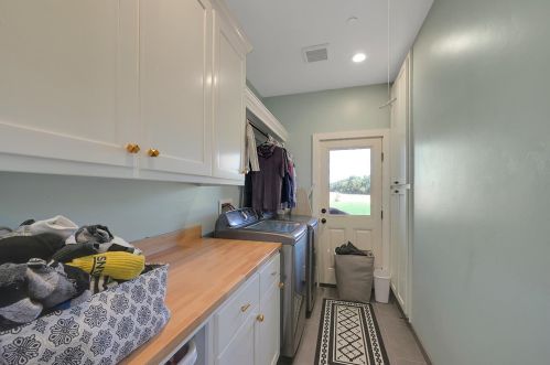 301 Sunnybrook Ln, Oroville CA  95965-8101 exterior