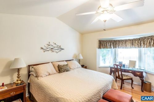 287 Jefferson Dr, Bybee VA 22963-3212 exterior