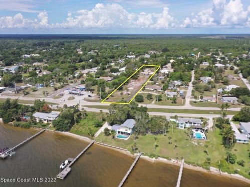 9070 Us Highway 1, Sebastian, FL 32958-7512