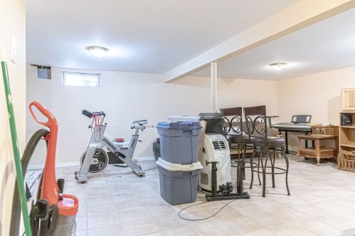 15 18th St, Deer Park NY  11729-3905 exterior