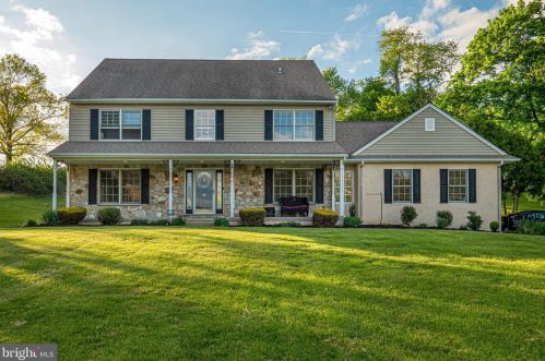 81 Tanguy Rd, Glen Mills, PA 19342-1603