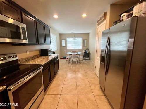 2190 Hazeltine Way, Gilbert, AZ 85298-7473