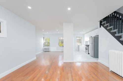 217 Franklin Ave, Mount Vernon NY  10550-3610 exterior