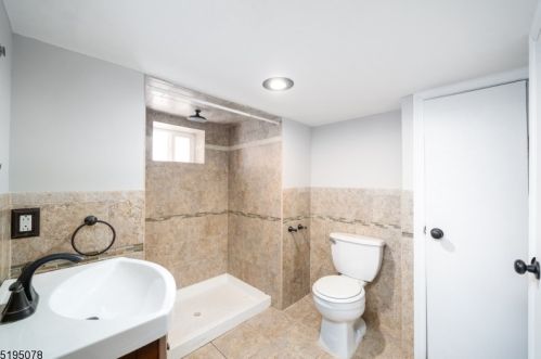 236 William St, East Orange NJ  07017-4324 exterior