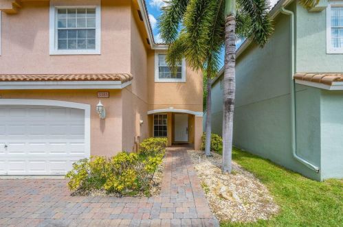 3385 Turtle Cv, West Palm Beach, FL 33411-6469