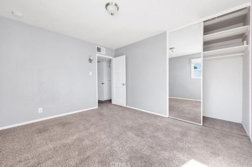 44035 Cedar Ave, Lancaster CA  93534-4422 exterior