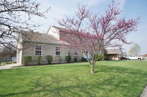 1102 Hunters Run Dr, Liberty Township, OH 45036