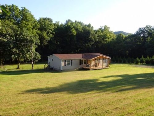 6220 Walker Creek Rd, Alexandria, TN 37012-3473