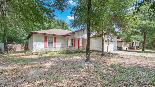403 Hunters Ridge Rd, Defuniak Springs, FL 32433-1512